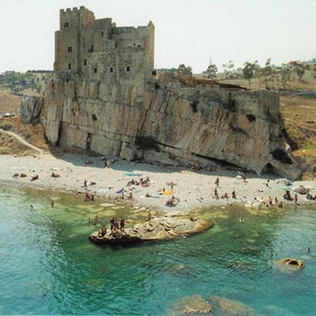 B&B Apollonia Roseto Capo Spulico Exterior foto