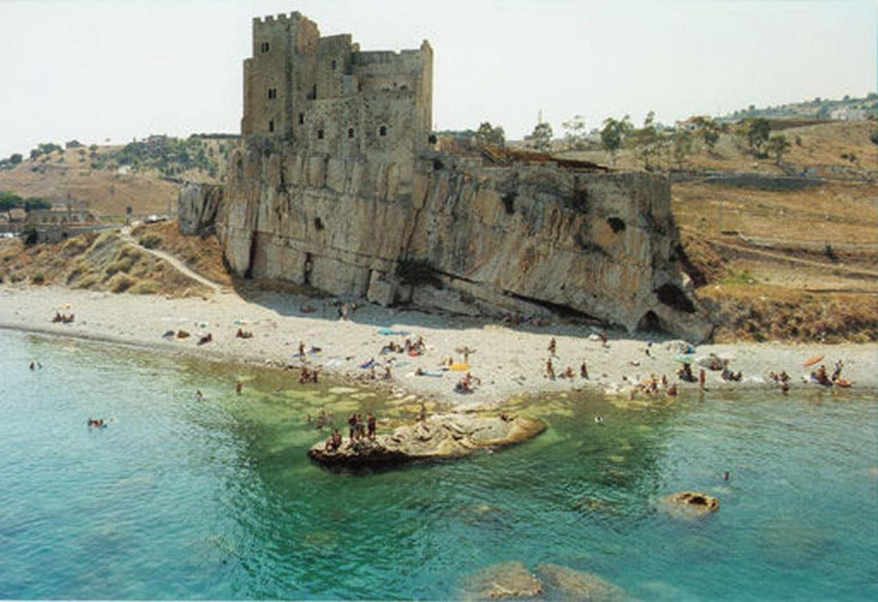 B&B Apollonia Roseto Capo Spulico Exterior foto